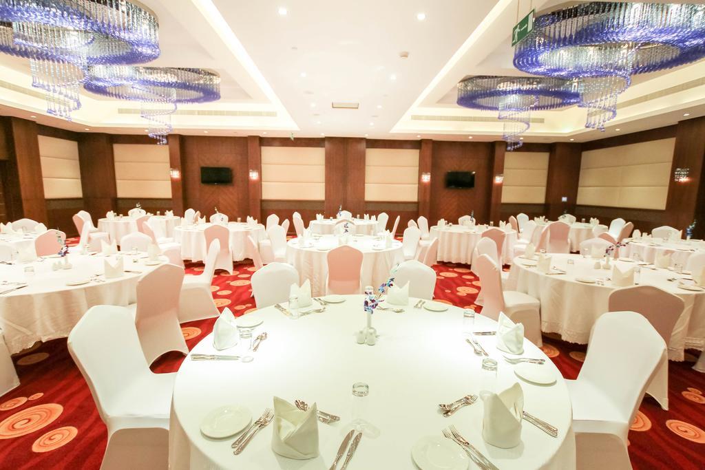 Danat Capital Hotel Abu Dhabi Luaran gambar