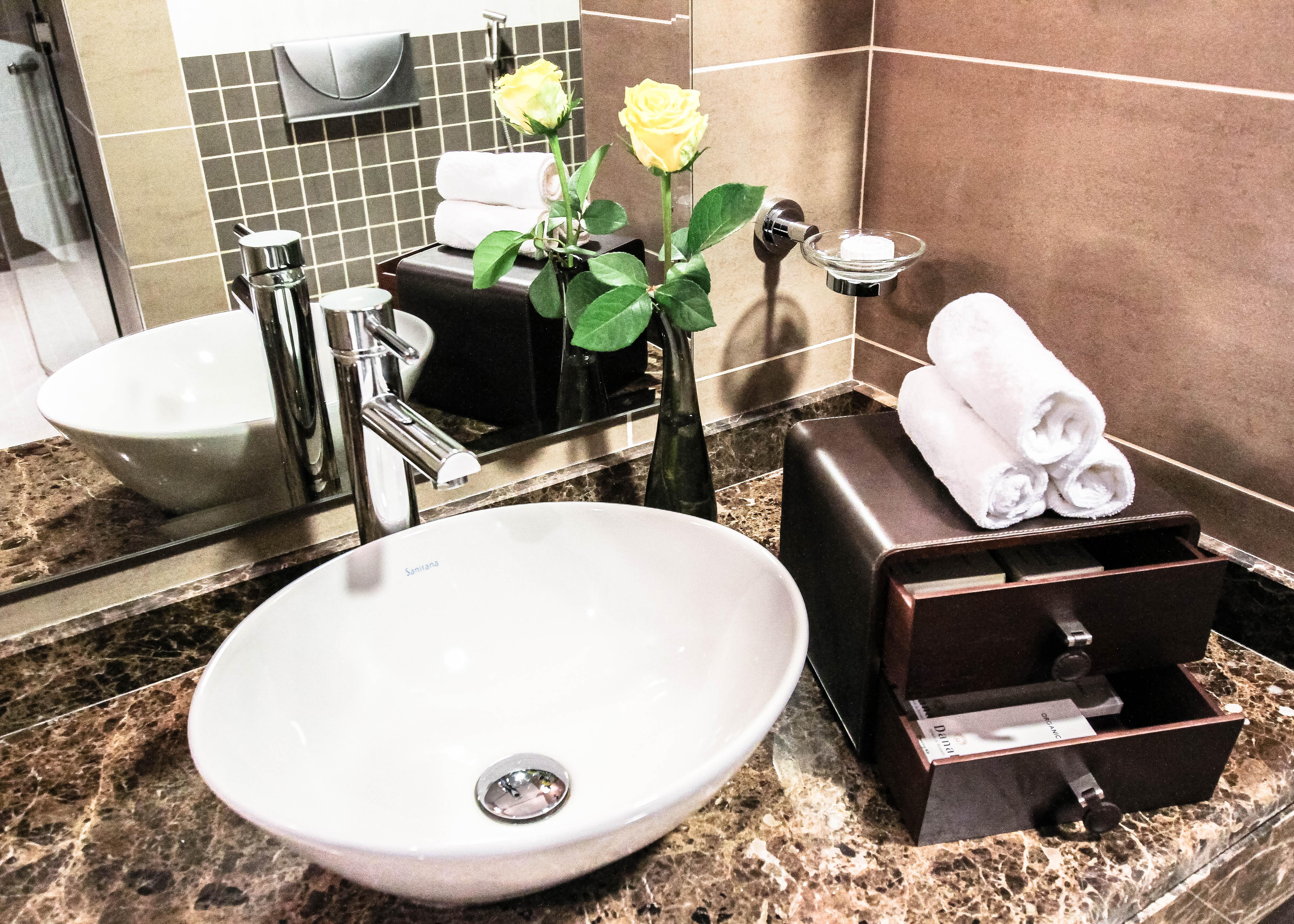 Danat Capital Hotel Abu Dhabi Luaran gambar