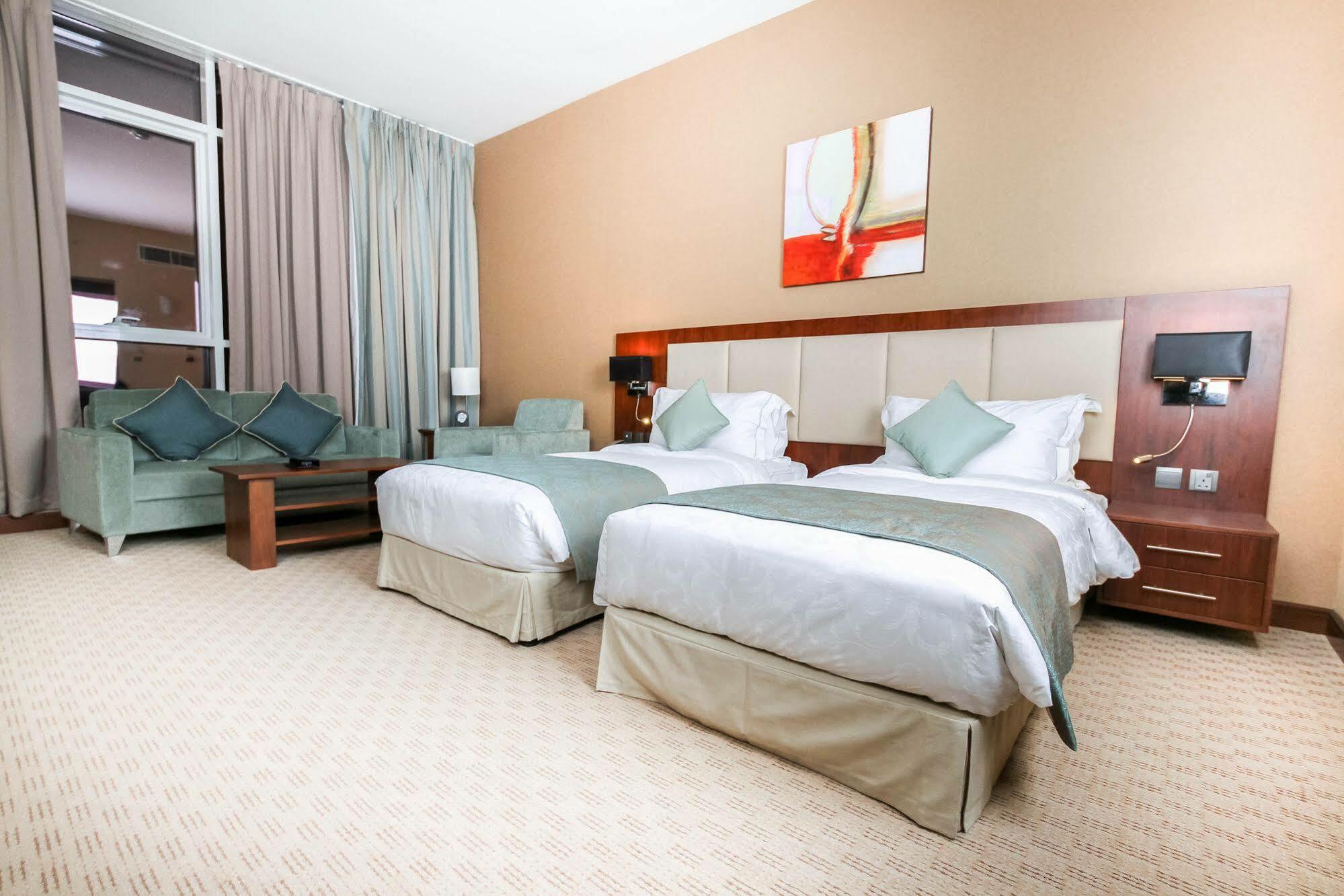 Danat Capital Hotel Abu Dhabi Luaran gambar
